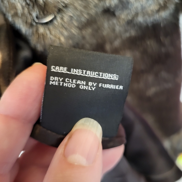 Vintage Jones New York Womens Faux Fur Mink Coat Plush Texture - Size M - Picture 4 of 5